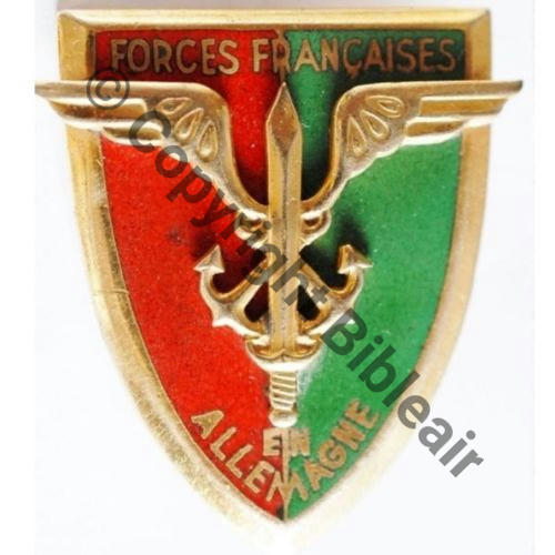 FFA H0803 FORCES FRANCAISES ALLEMAGNE ARTS & INSIGNES SEBASTOPOL 2Anneaux Dos lisse Embouti 8Eur06.14 